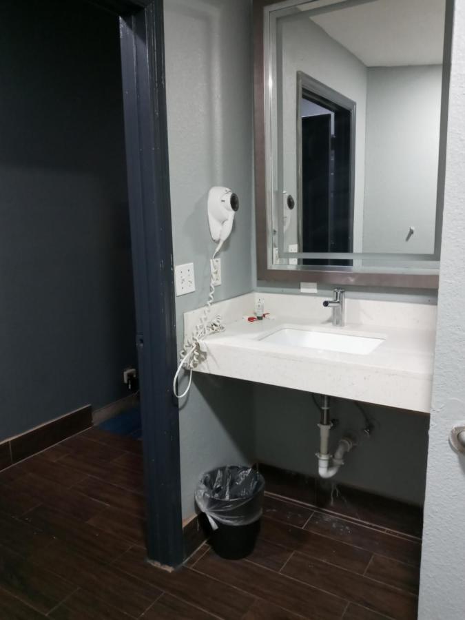 Travel Inn Winter Haven Ngoại thất bức ảnh